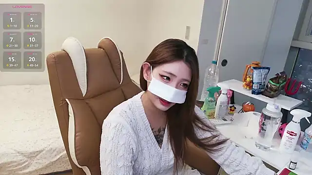 Milk Sola online show from 11.06.25