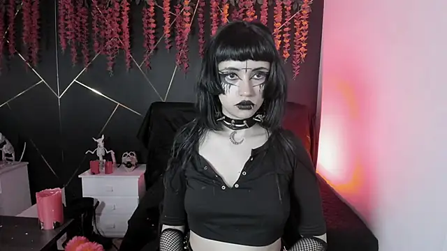 Snapshot of Yueeclipsa chatting on 11.08.25 Yueeclipsa online show from 11.08.25