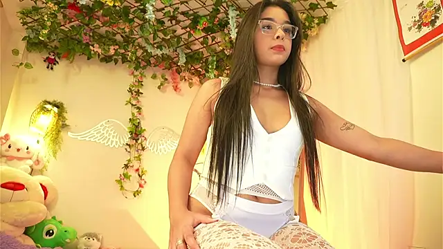 ISA NIXON online show from 01.17.26