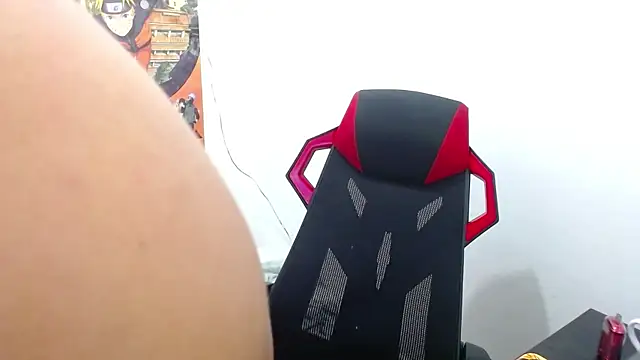 Snapshot of LiamRidesr chatting on 10.31.25 LiamRidesr online show from 10.31.25