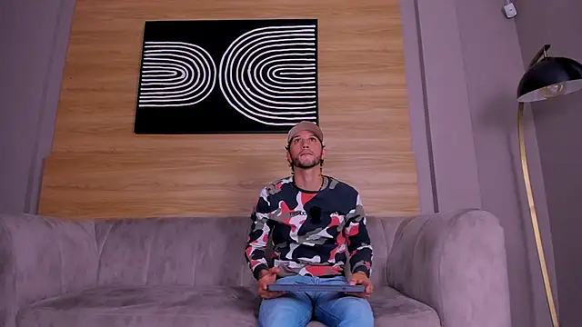 Snapshot of tonny__08 chatting on 11.05.25 tonny 08 online show from 11.05.25