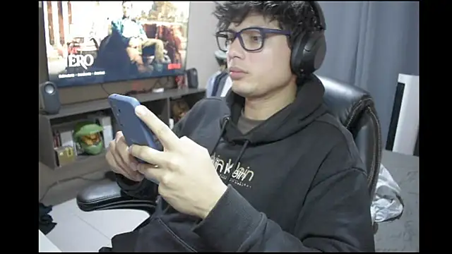 Ais B10 online show from 02.06.26