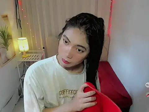 Snapshot of BigCockJade chatting on 02.25.26 BigCockJade online show from 02.25.26