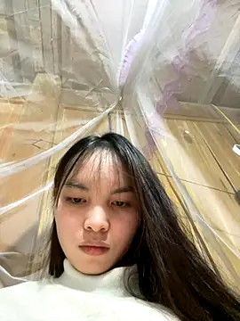 Snapshot of Tina_x chatting on 11.23.25 Tina x online show from 11.23.25