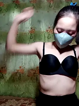 Snapshot of ezabel- chatting on 10.26.25 ezabel- online show from 10.26.25