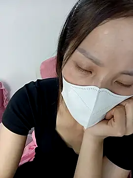 Snapshot of ezabel- chatting on 11.03.25 ezabel- online show from 11.03.25