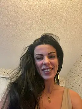 Snapshot of EmmaVayne chatting on 02.18.26 EmmaVayne online show from 02.18.26