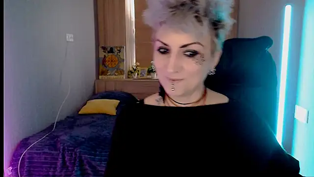 Sweet-n-Strong online show from 03.06.26