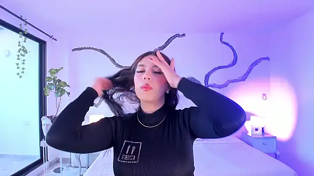 AsiaMillerr  online show from 11.29.25