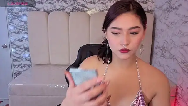 Afrodita Wild v online show from 12.16.25