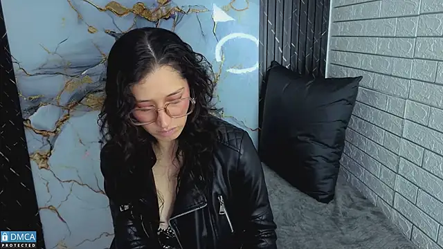 eva delight  online show from 03.31.26