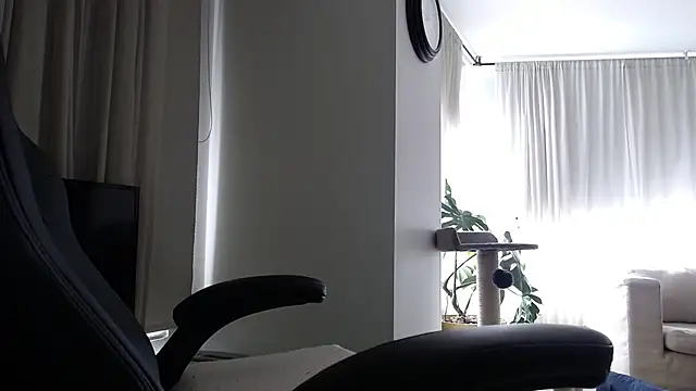 Snapshot of cowboy_co chatting on 11.06.25 cowboy co online show from 11.06.25