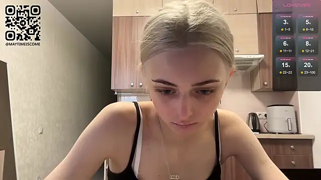 Snapshot of AidaGloshen chatting on 06.06.26 AidaGloshen online show from 06.06.26