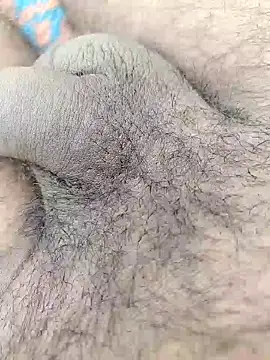 desicoupleNoon online show from 11.26.25