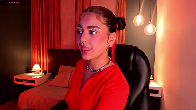 Snapshot of Andrux__ chatting on 10.31.25 Andrux online show from 10.31.25