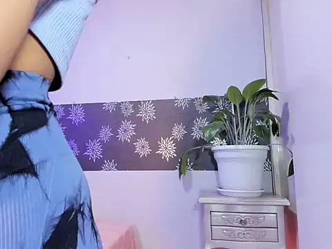 SamaradelaRoux online show from 10.25.25