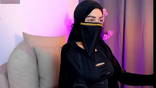 shaima   online show from 12.15.25