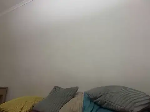 BrunoTwinkXXL online show from 10.25.25