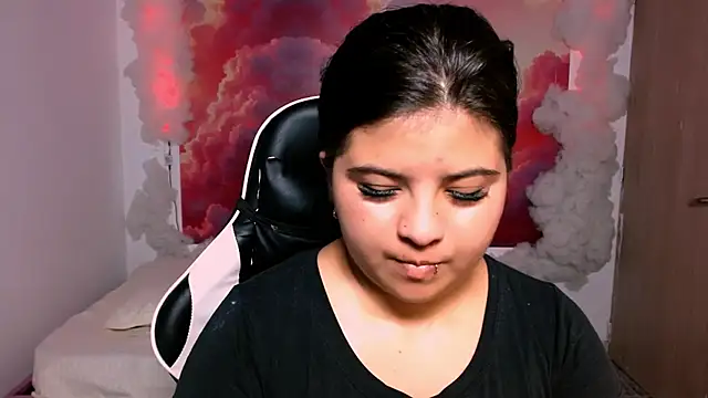 Snapshot of Sccarlett_Gracee chatting on 11.26.25 Sccarlett Gracee online show from 11.26.25