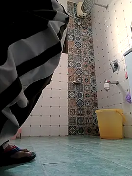 Snapshot of Hot-boss15 chatting on 11.25.25 Hot-boss15 online show from 11.25.25