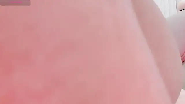 Snapshot of HellenChan chatting on 01.15.26 HellenChan online show from 01.15.26