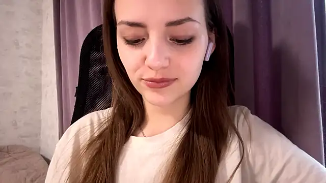 AliceStacy online show from 11.23.25