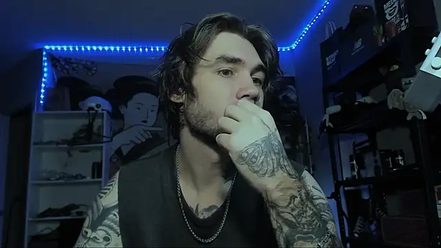 Go V Cs online show from 11.10.25