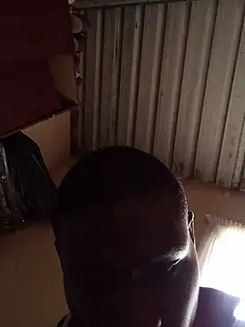 younggblackkCOCK19 online show from 10.30.25