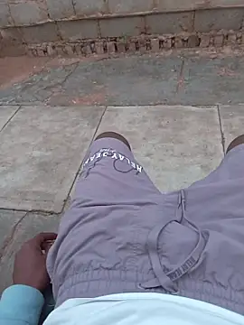 younggblackkCOCK19 online show from 11.04.25