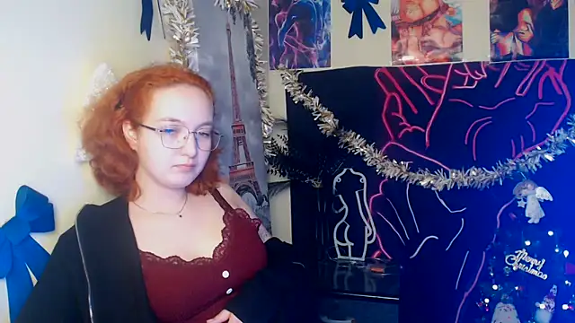 MissAriaa online show from 12.21.25
