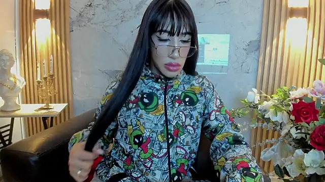 Nayla Monroee online show from 10.29.25