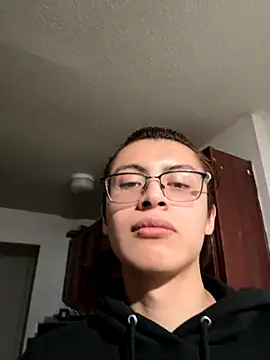 alexismar28 online show from 10.27.25