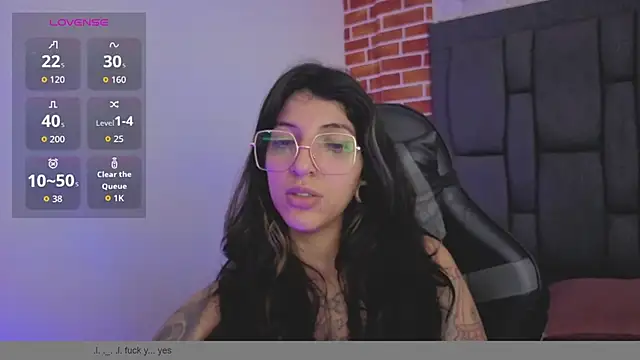 ghostwomaan online show from 11.05.25