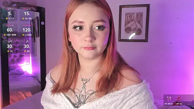 Snapshot of Dark_courtney chatting on 11.07.25 Dark courtney online show from 11.07.25