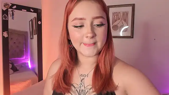 Snapshot of Dark_courtney chatting on 11.11.25 Dark courtney online show from 11.11.25