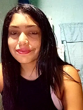 Snapshot of aleexacandy chatting on 11.15.25 aleexacandy online show from 11.15.25