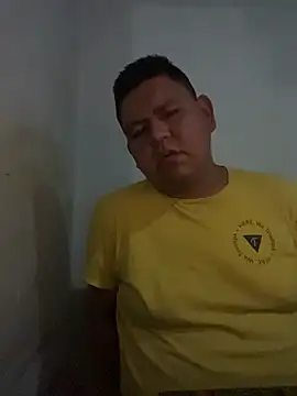 Snapshot of GordoChancludoSLP chatting on 11.14.25 GordoChancludoSLP online show from 11.14.25