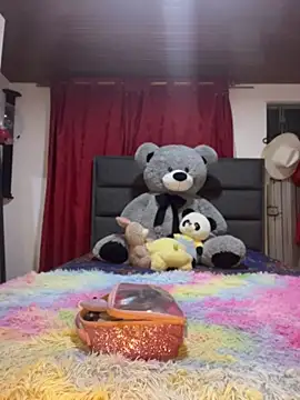 Im Saraaaa online show from 04.14.26