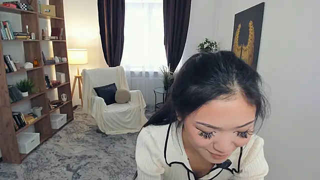 OnieClose online show from 11.10.25