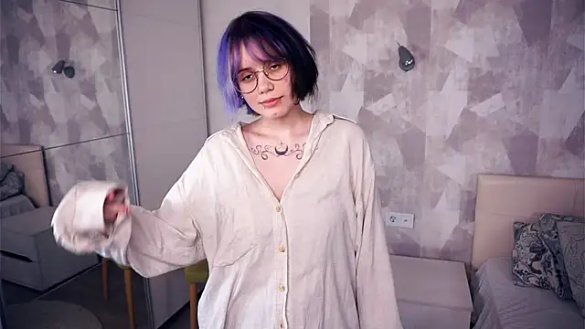 KellePourier online show from 11.04.25