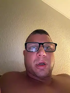 PolishBoy1995 online show from 10.26.25
