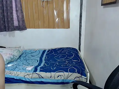 Snapshot of prettysam9 chatting on 04.11.26 prettysam9 online show from 04.11.26