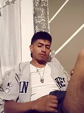 Snapshot of SkinniYamo chatting on 03.02.26 SkinniYamo online show from 03.02.26