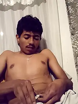 SkinniYamo online show from 04.17.26