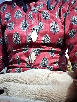 Hot-Rubyy online show from 12.04.25