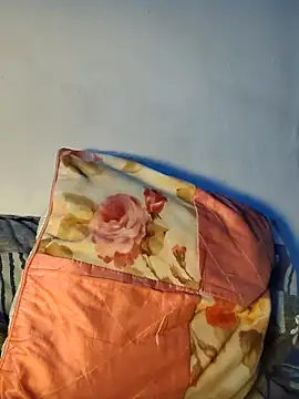 Hot-Rubyy online show from 12.21.25