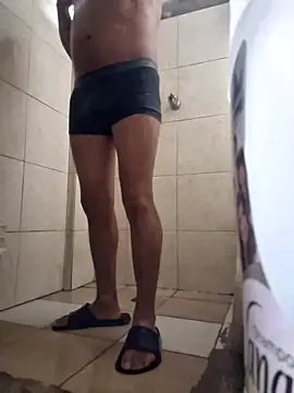 Snapshot of sanz957 chatting on 11.19.25 sanz957 online show from 11.19.25