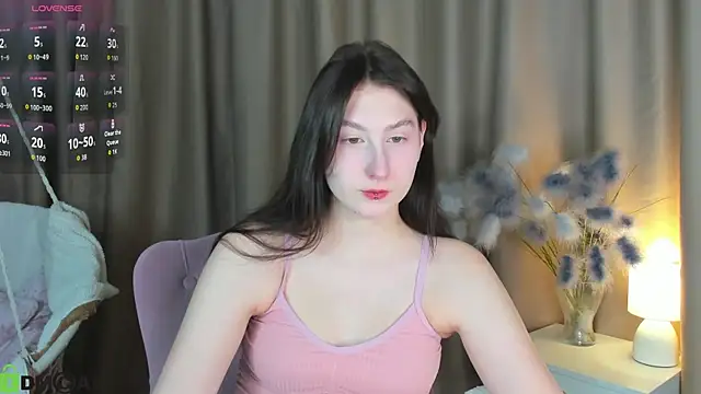 May Yam online show from 02.08.26