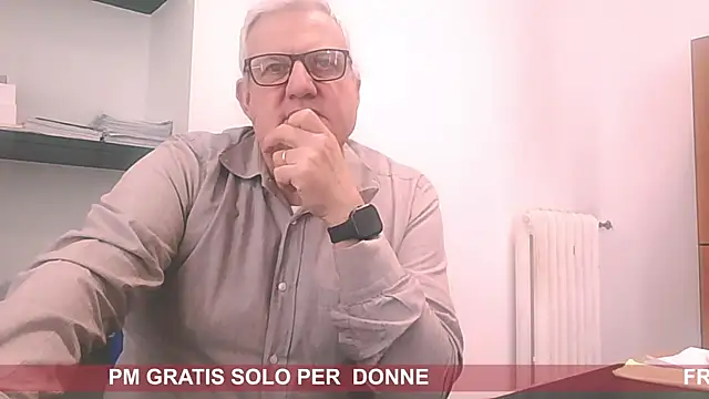 Snapshot of Diegoriv71 chatting on 04.22.26 Diegoriv71 online show from 04.22.26