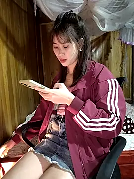 Em xinh01 online show from 12.21.25